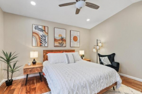 Spacious Cozy and Furnished Bedroom Private Bathroom, Close to Everything